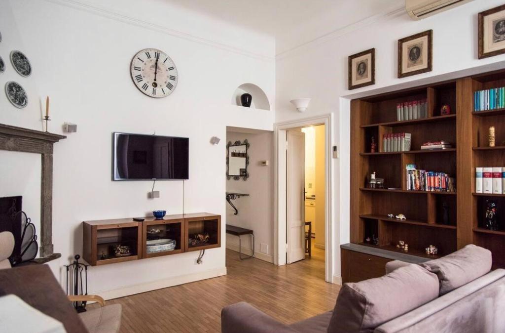 Joivy Classic Flat Near Basilica Di Sant'Ambrogio Lejlighed Milano Eksteriør billede