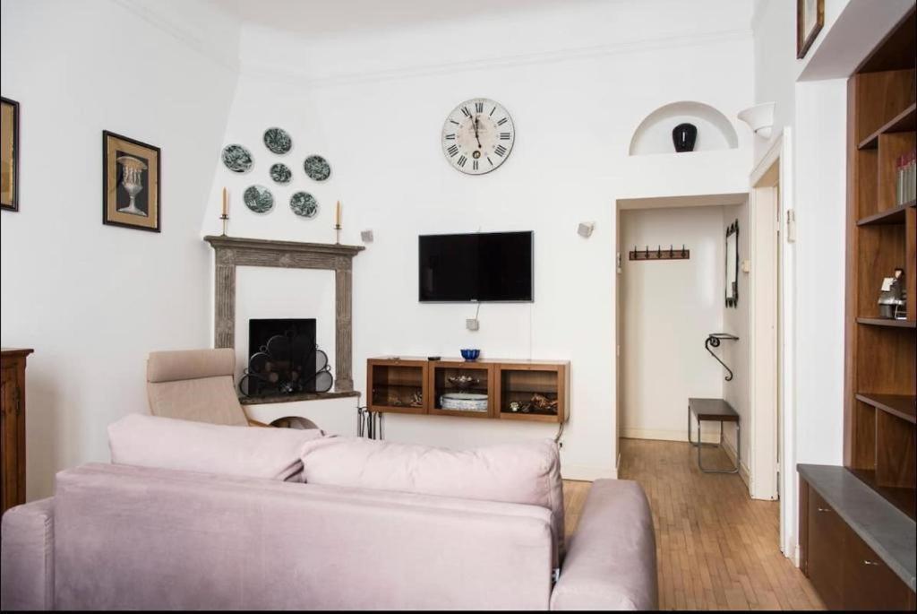 Joivy Classic Flat Near Basilica Di Sant'Ambrogio Lejlighed Milano Eksteriør billede