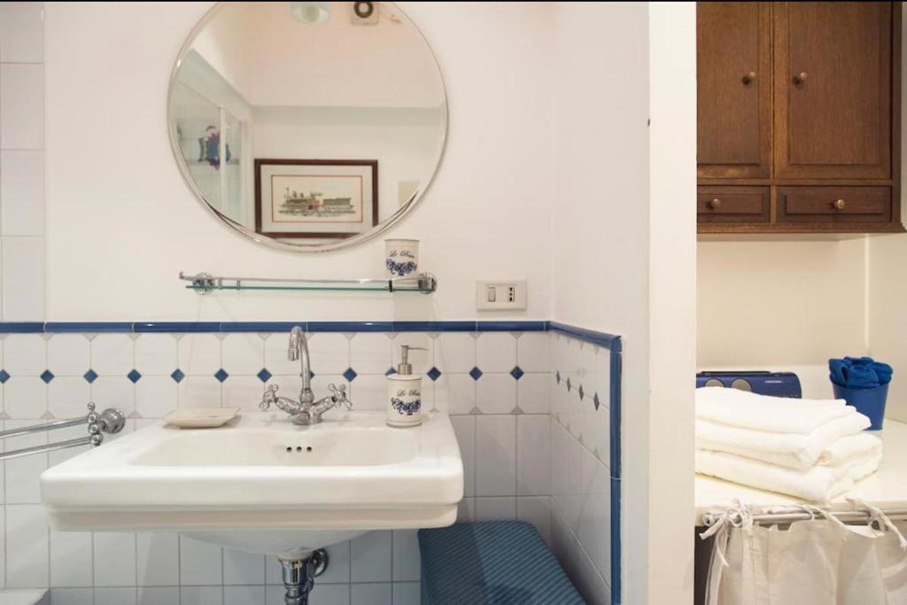 Joivy Classic Flat Near Basilica Di Sant'Ambrogio Lejlighed Milano Eksteriør billede
