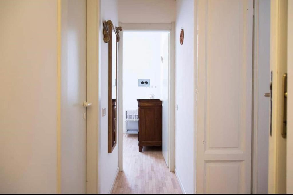 Joivy Classic Flat Near Basilica Di Sant'Ambrogio Lejlighed Milano Eksteriør billede